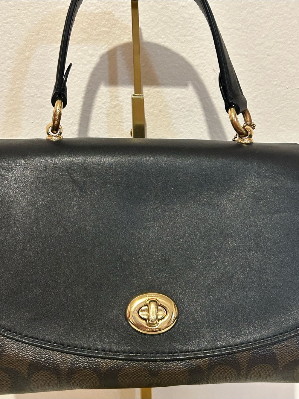 Coach bag crossbody/ handbag - Picture 2 of 16
